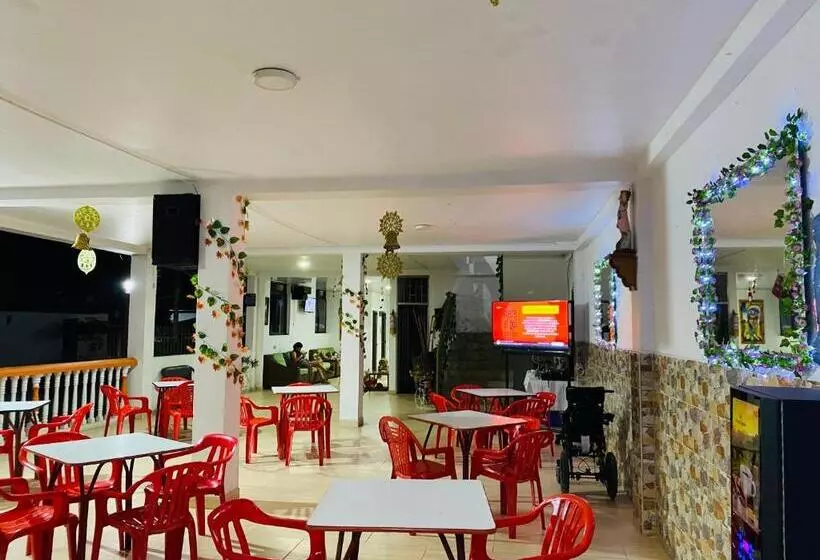 ホテル Caribe La Vega