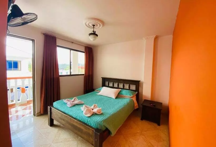 ホテル Caribe La Vega