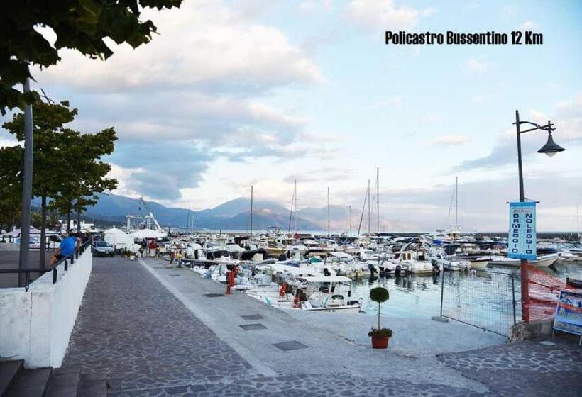 בית מלון כפרי Lanterna Verde