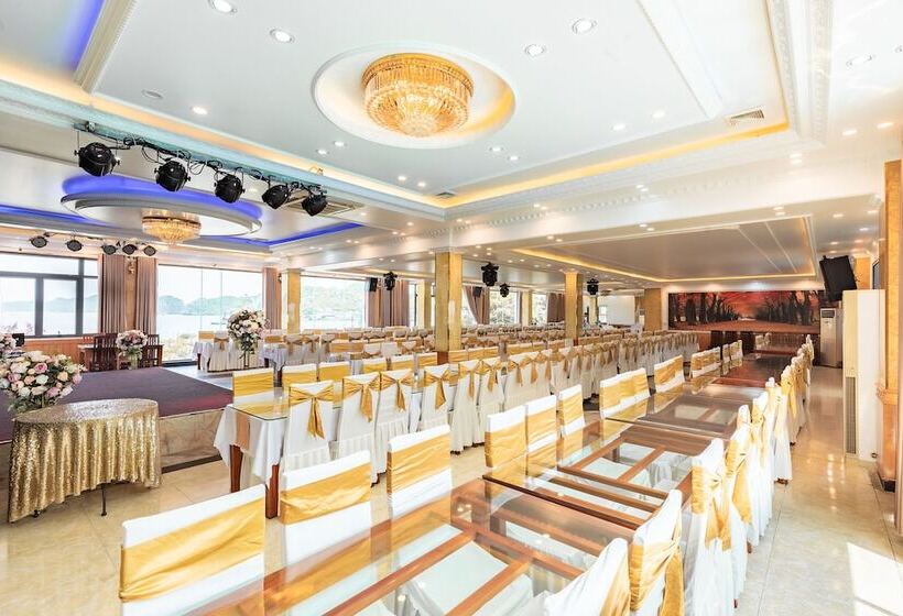 هتل Phu Thanh Cat Ba