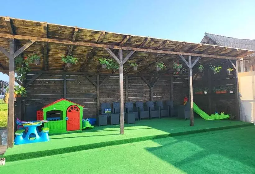 ペンション Soimii Bucovinei Residence