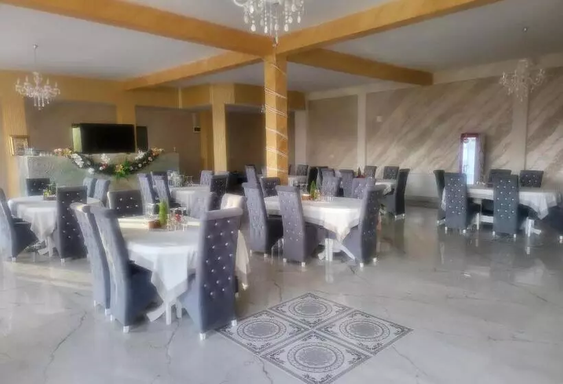 ペンション Soimii Bucovinei Residence