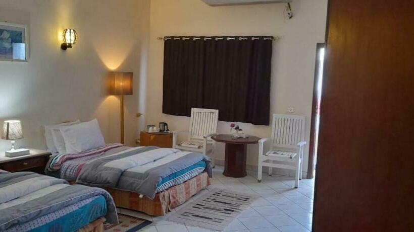 ريجنسي رويال هيلز