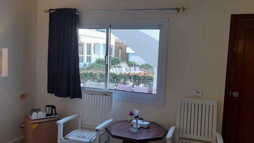 ريجنسي رويال هيلز