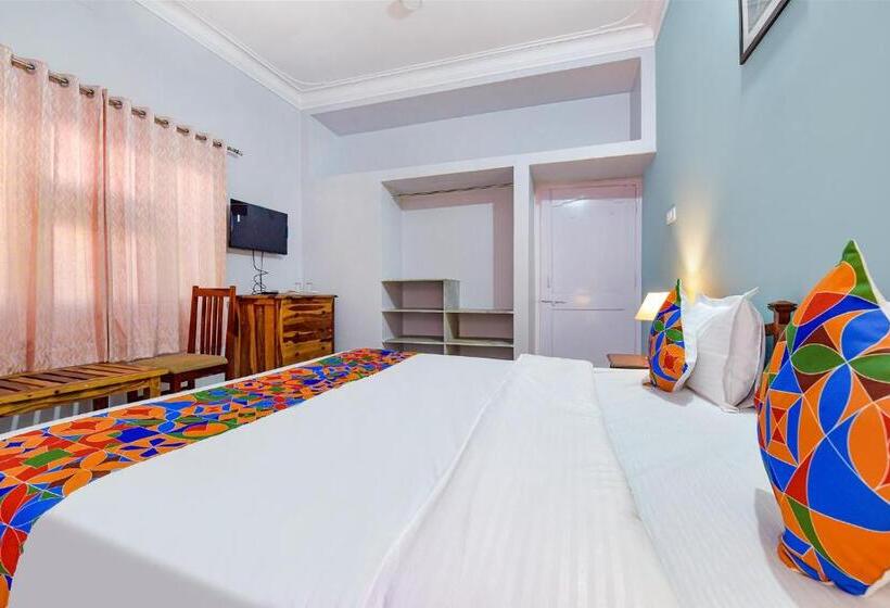 Fabhotel The Castle Homestay I