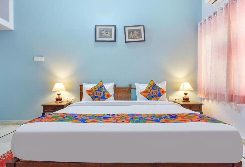 Fabhotel The Castle Homestay I