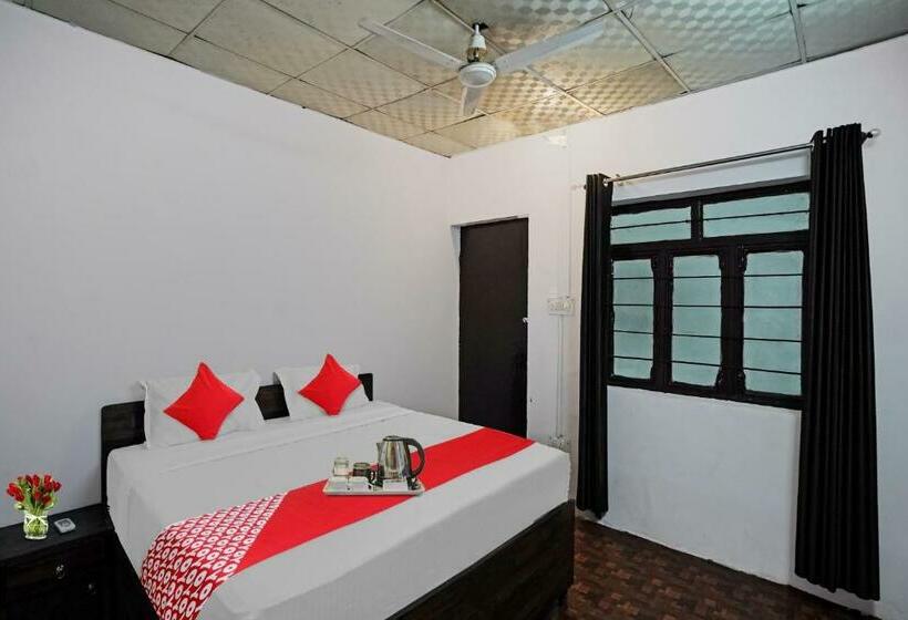 Flagship Hotel Happy Stay