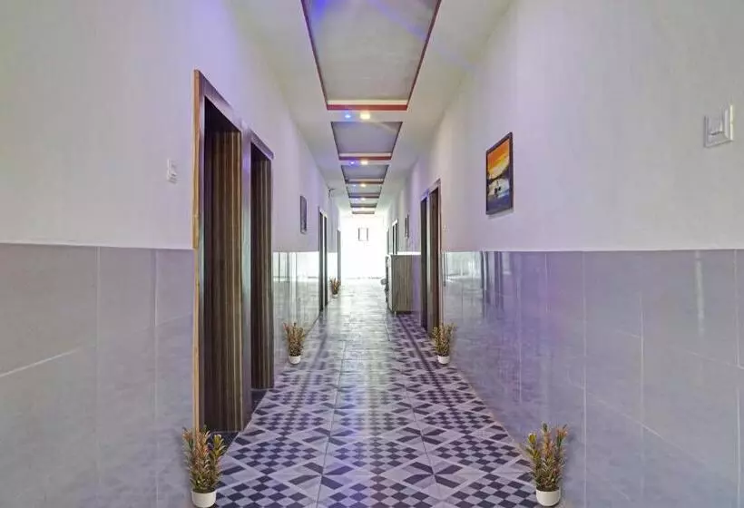 هتل Flagship Sai Lodge