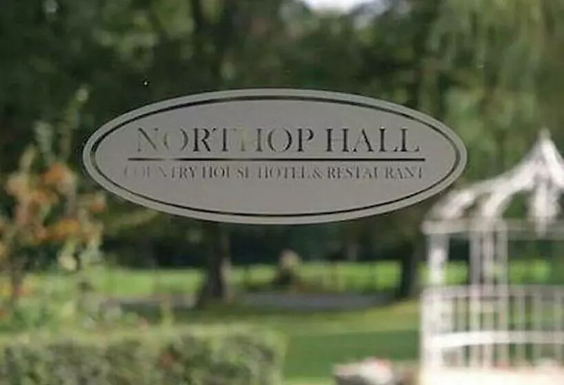 Hotelli Northop Hall Country House