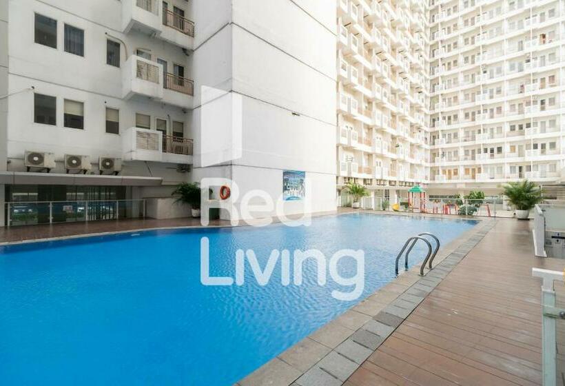 Szálloda Redliving Apartemen Sentul Tower Skyland