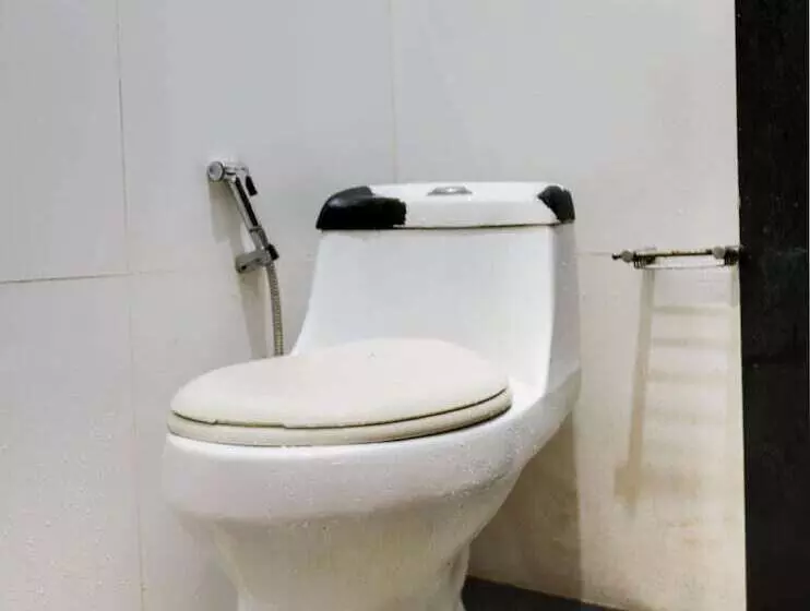 Hotelli Spot On 91887 Penginapan Rindu