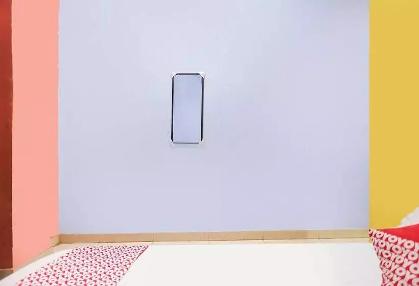 Hotelli Spot On 91887 Penginapan Rindu