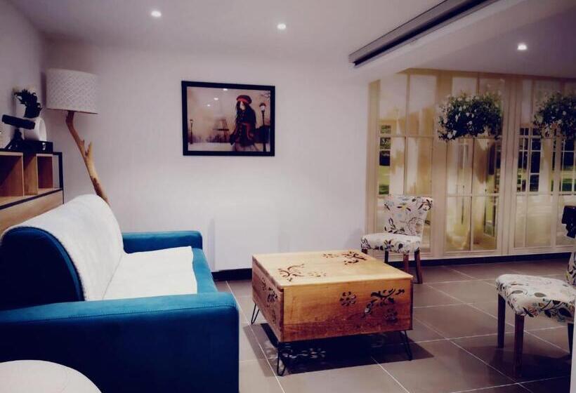 膳宿费 Logement Avec Billard, Home Cinéma Et Terrasse Privatisés