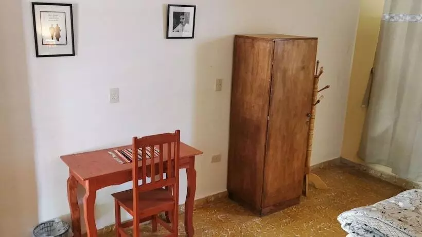 پانسیون Posada De La Luna