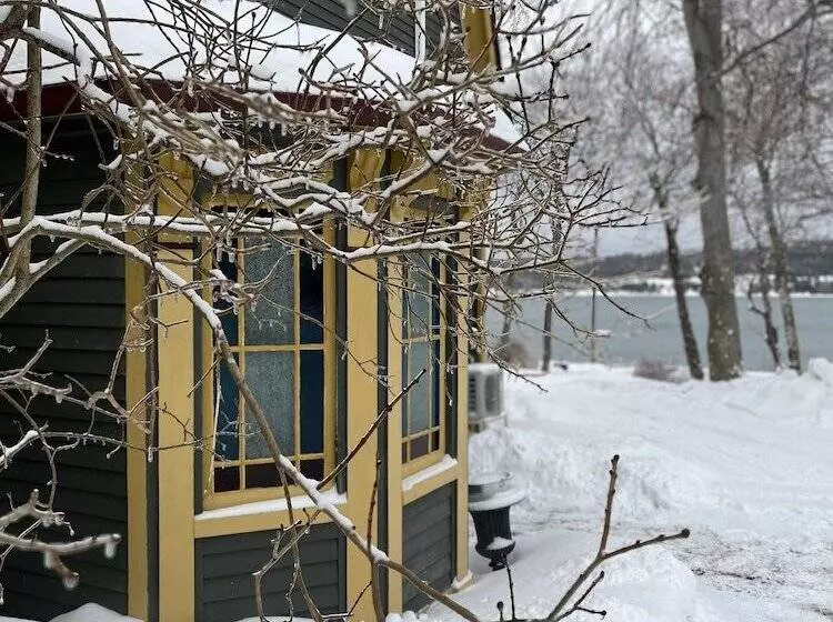 Aamiaismajoitus (B&B) Belle View Manor Inn