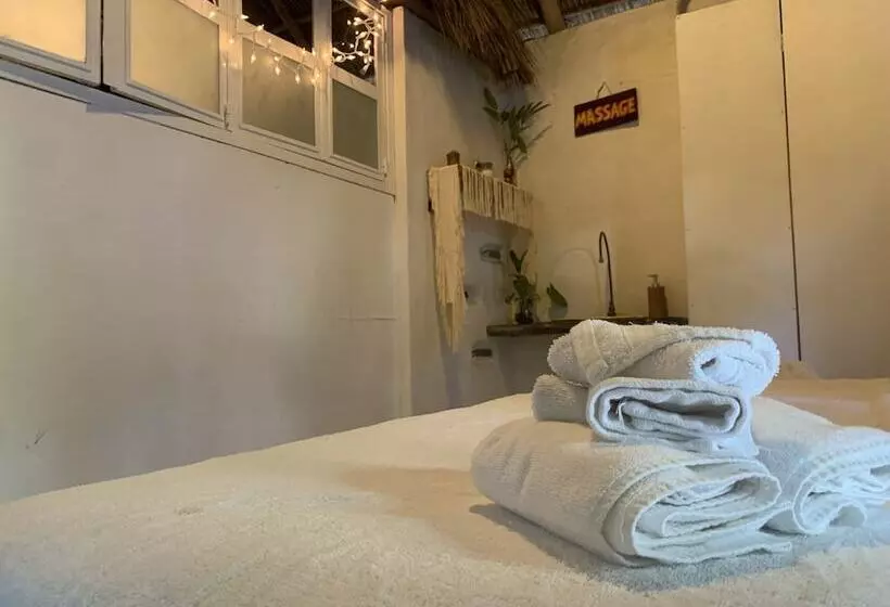 تختخواب و صبحانه Akoma Sayulita