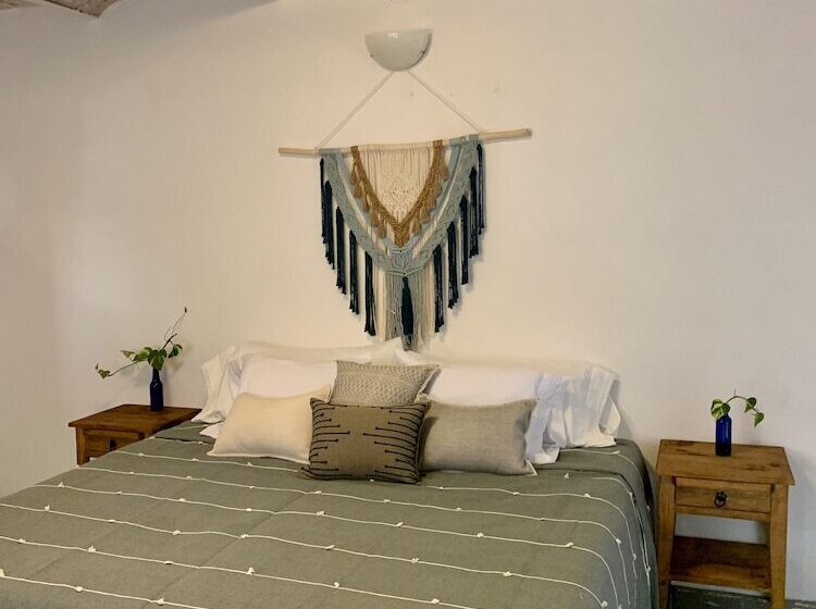 ベッドアンドブレックファースト Akoma Sayulita