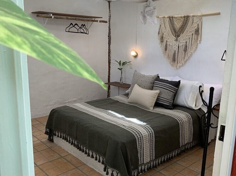 ベッドアンドブレックファースト Akoma Sayulita