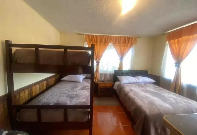 Retkeilymaja Hostería La Cabaña