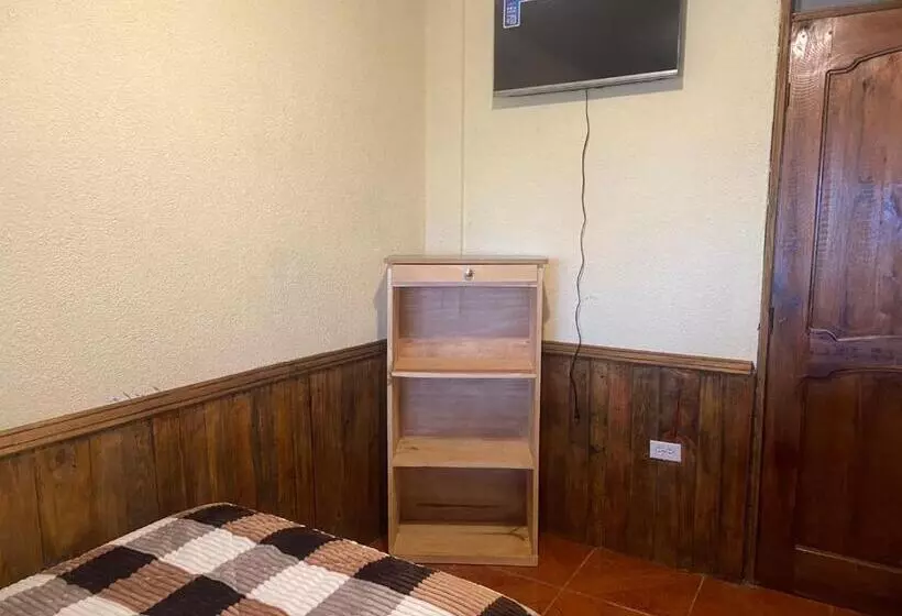 Retkeilymaja Hostería La Cabaña