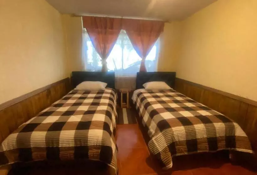 Retkeilymaja Hostería La Cabaña