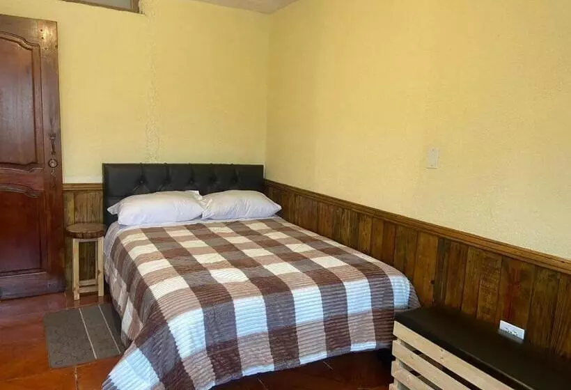 Retkeilymaja Hostería La Cabaña