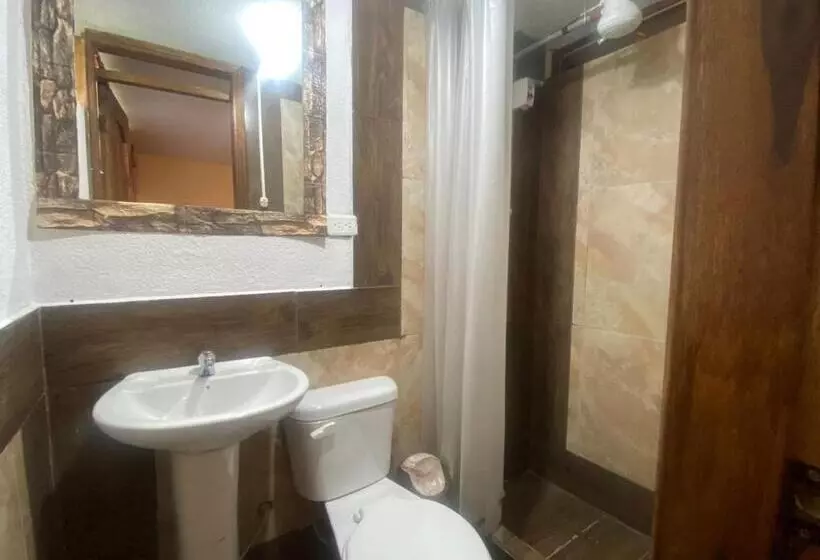 Retkeilymaja Hostería La Cabaña