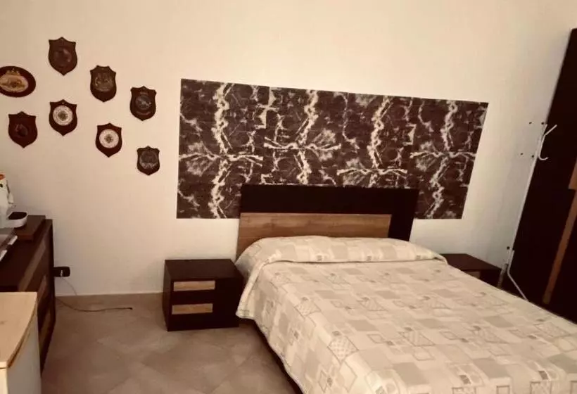 Aamiaismajoitus (B&B) Stupor Mundi