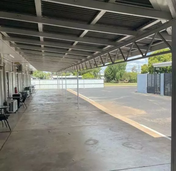 Clermont Hotel Motel