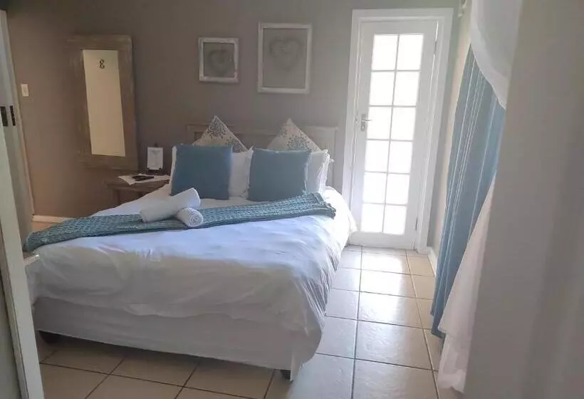 ペンション Crayfish Creek Guest House