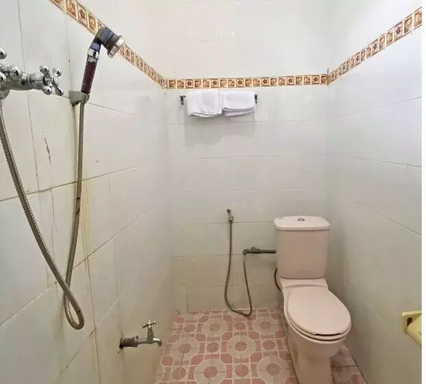 Capital O 91806 Hotel Batu Suli