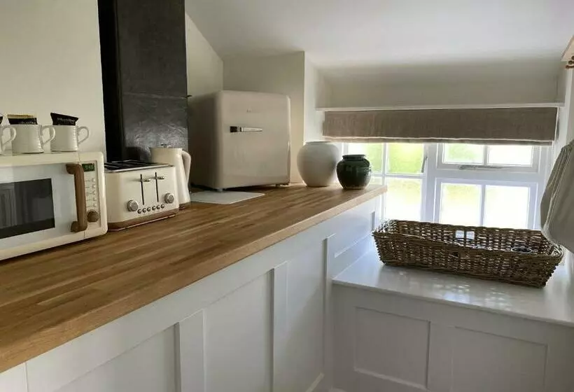 ベッドアンドブレックファースト The Bluebell Country Inn, Crickhowell