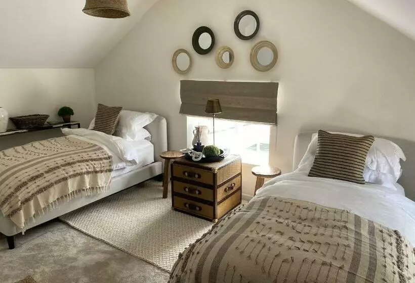 ベッドアンドブレックファースト The Bluebell Country Inn, Crickhowell