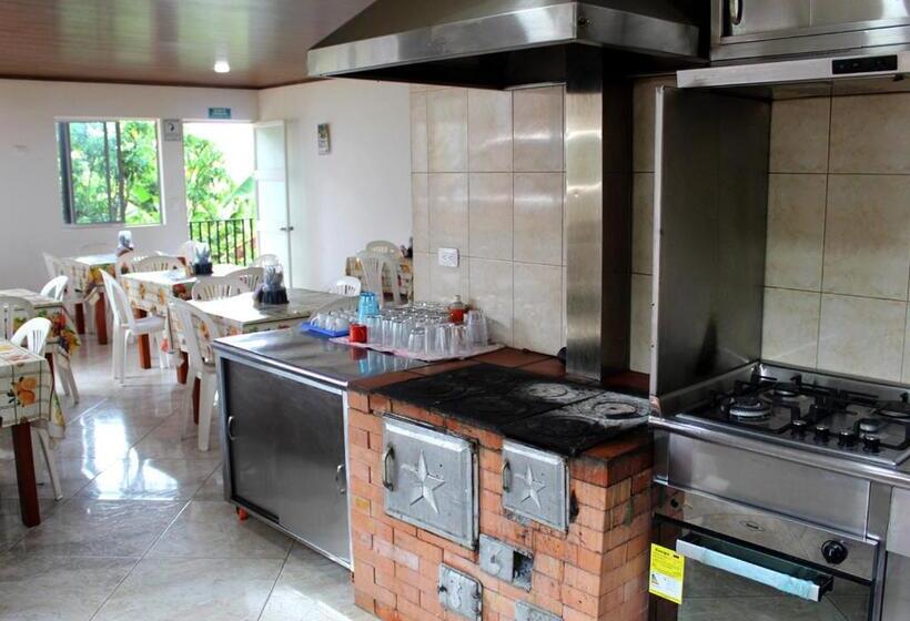 Finca Hotel Villa Gladys En Mesitas Del Colegio