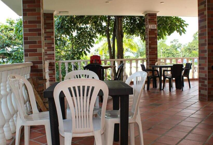 Finca Hotel Villa Gladys En Mesitas Del Colegio