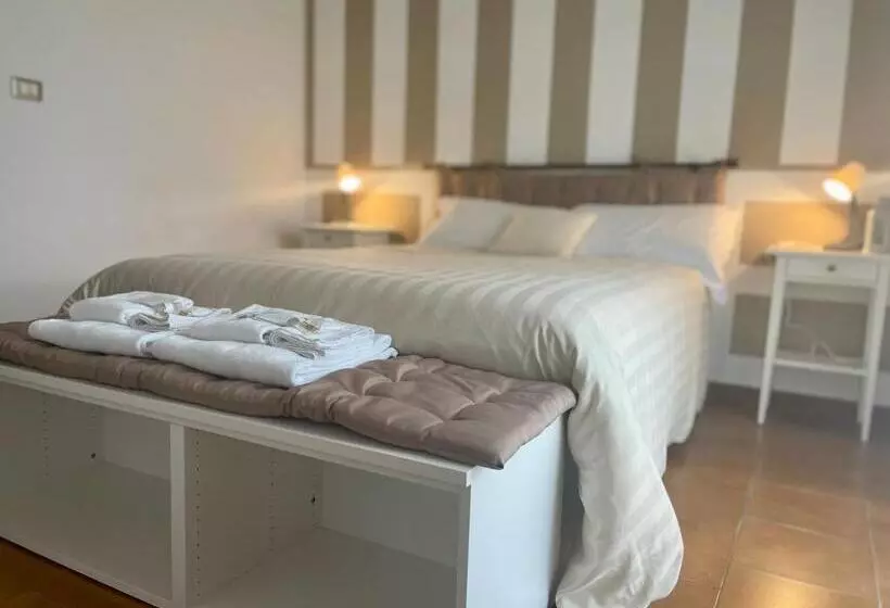 ホテル Agriturismo Ippocastano