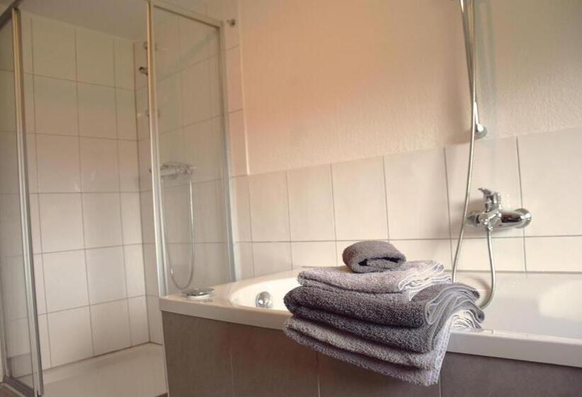 Отель Kastanienhof