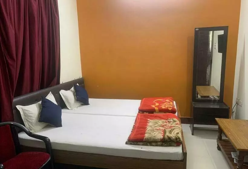 Majatalo Narendra Guest House