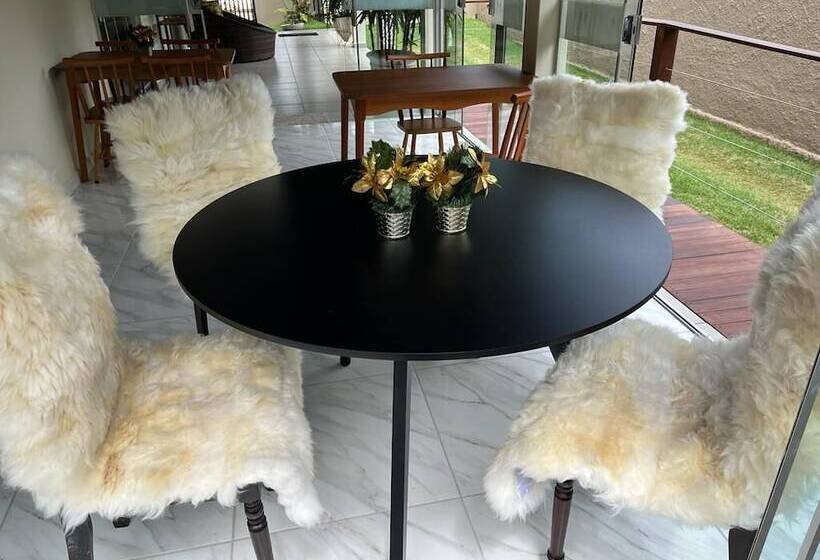 Pension (Hôtel basse catégorie) Pousada Aconchego Mt