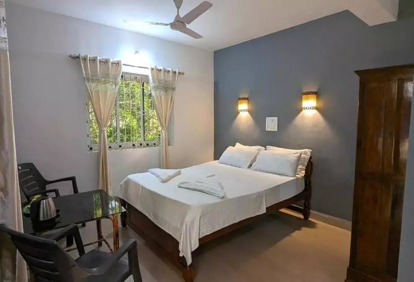 ペンション Santana Guest House
