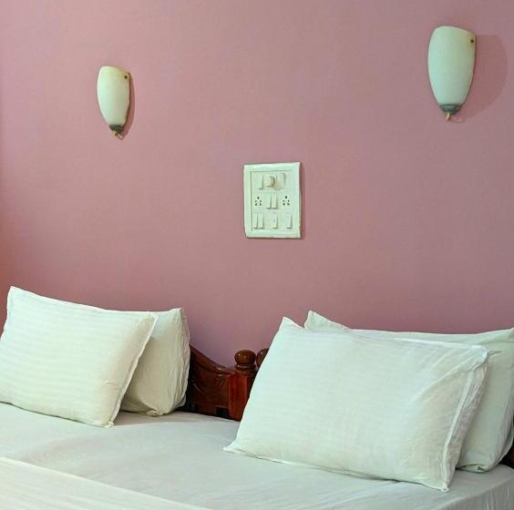 Pensão Santana Guest House