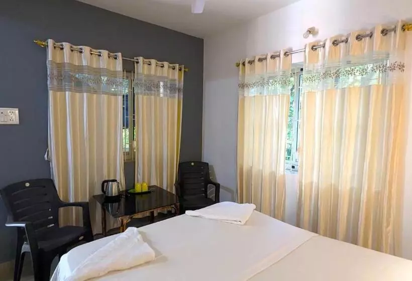 ペンション Santana Guest House