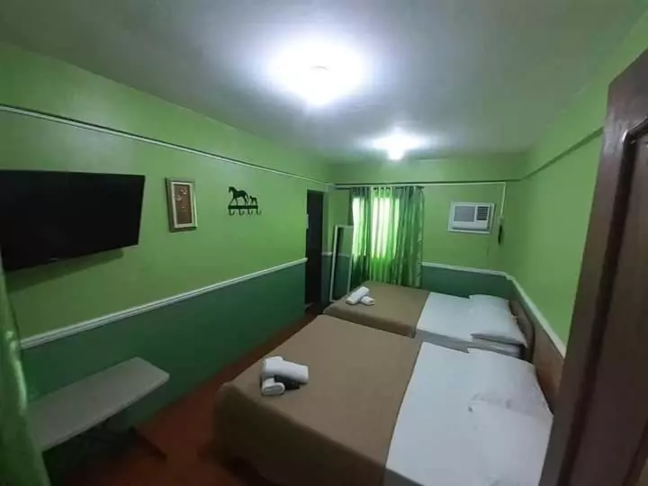 Pension Santimart Backpackers Coron