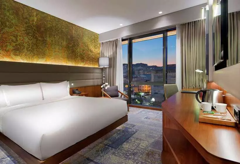 Doubletree By Hilton Hotel Istanbul Piyalepasa