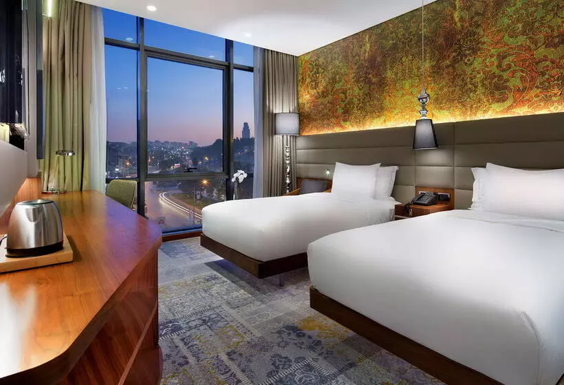 Doubletree By Hilton Hotel Istanbul Piyalepasa