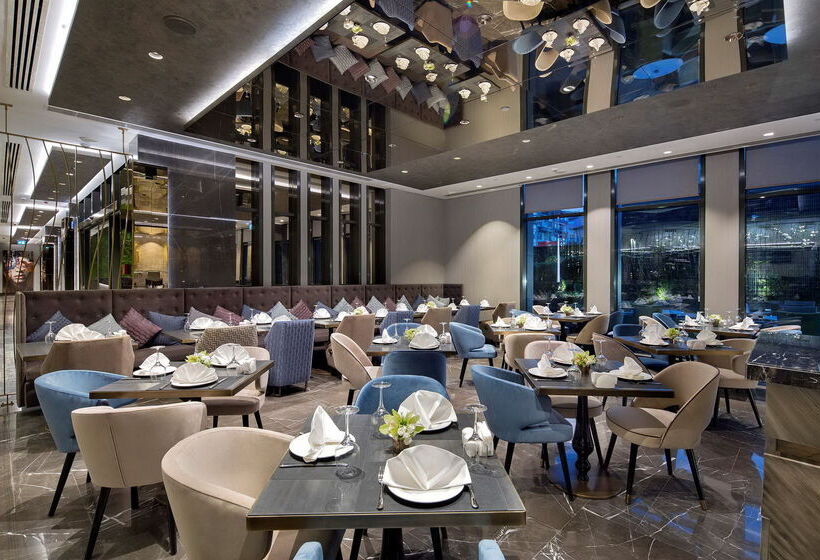 Doubletree By Hilton Hotel Istanbul   Piyalepasa