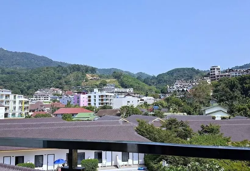 Green Harbor Hotel & Service Apartment