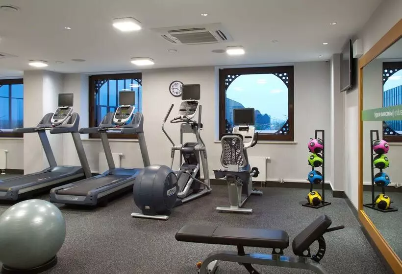 Отель Hampton By Hilton Saint Petersburg Expoforum