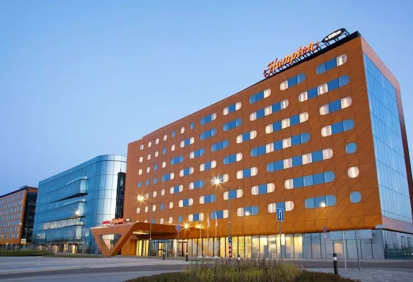 Отель Hampton By Hilton Saint Petersburg Expoforum