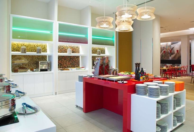 בית מלון כפרי Hampton By Hilton Saint Petersburg Expoforum